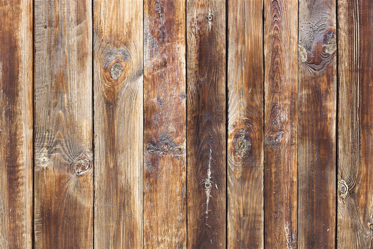 Fototapeten Die Strahlen bestehen aus dunkelbraunem Holz