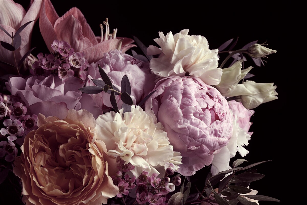 Fototapeten Vintage Style Bouquet auf schwarzem Hintergrund, erinnert an den Herbst