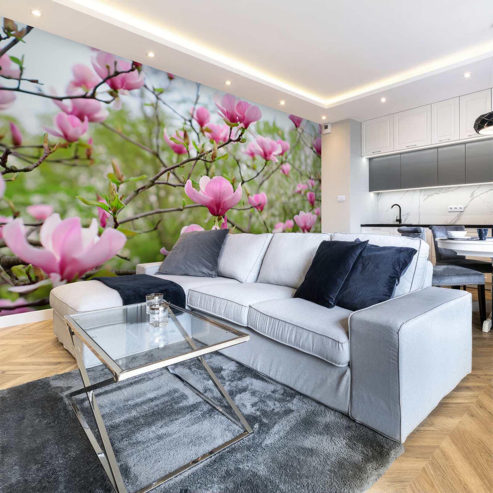 Fototapeten Magnoliengarten mit rosa Blumen im Sommer
