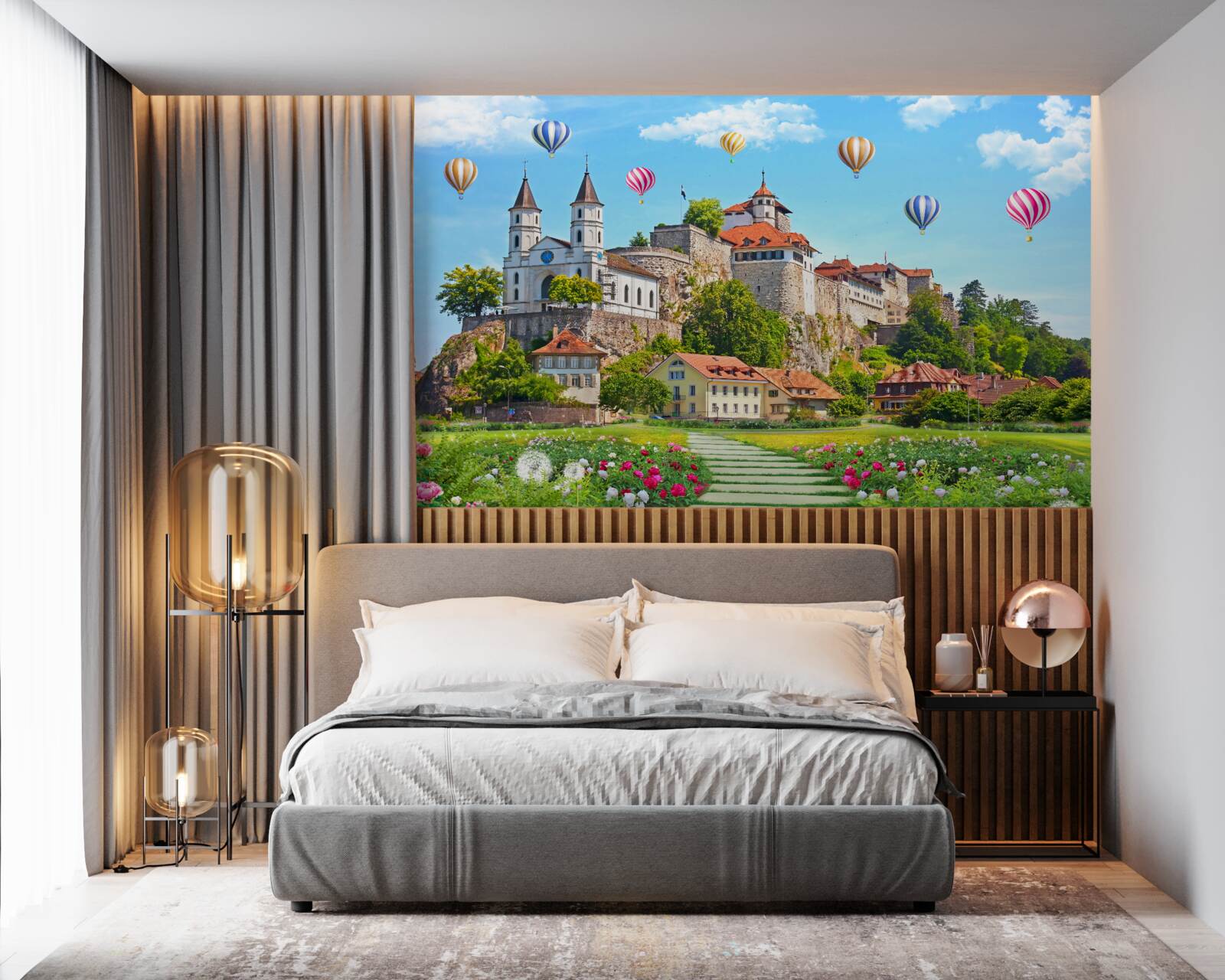 Fototapeten Mehrfarbige Luftballons fliegen hoch über den Dächern der Städte