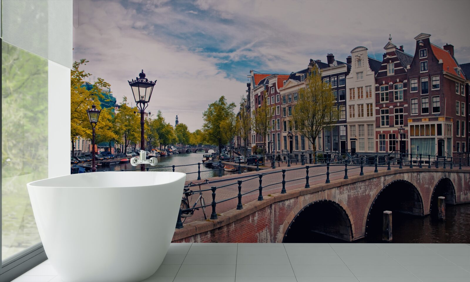 Fototapeten Die Brücke über den Kanal in Amsterdam