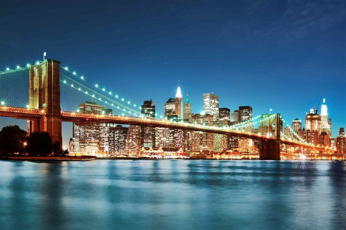 Fototapeten New York mit hellen, glänzenden Lichtern