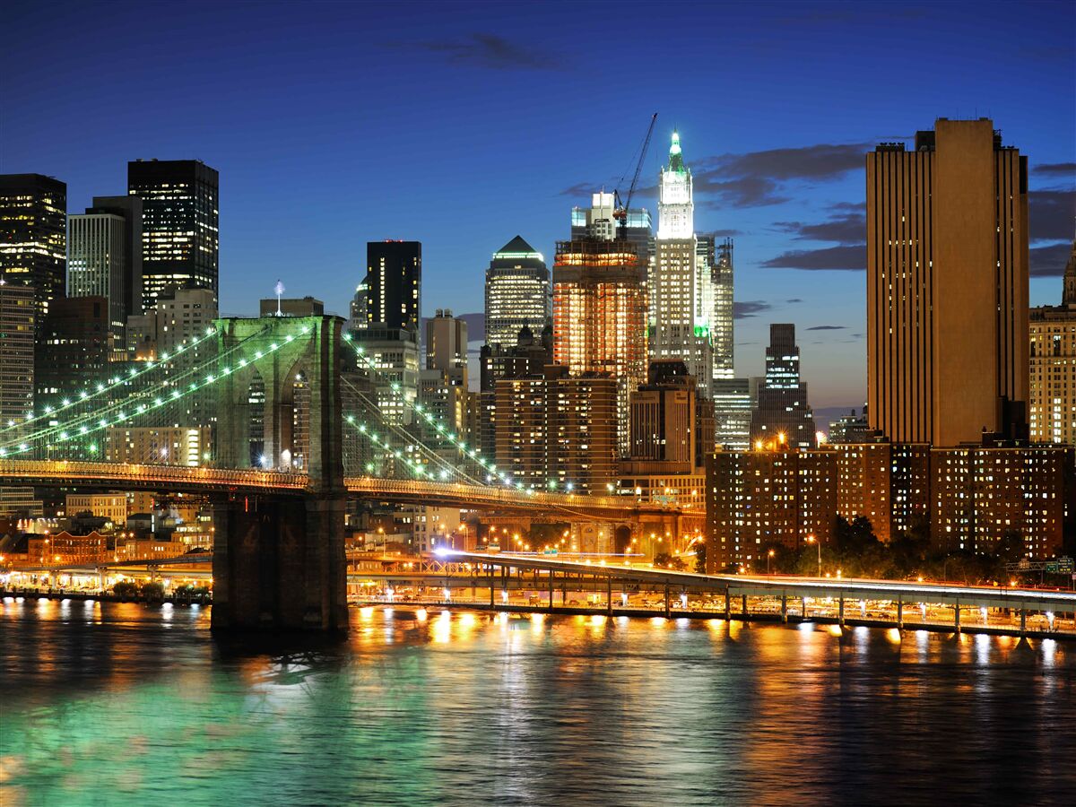 Fototapeten Nachtspanorama von New York aus dem gegenüberliegenden Ufer