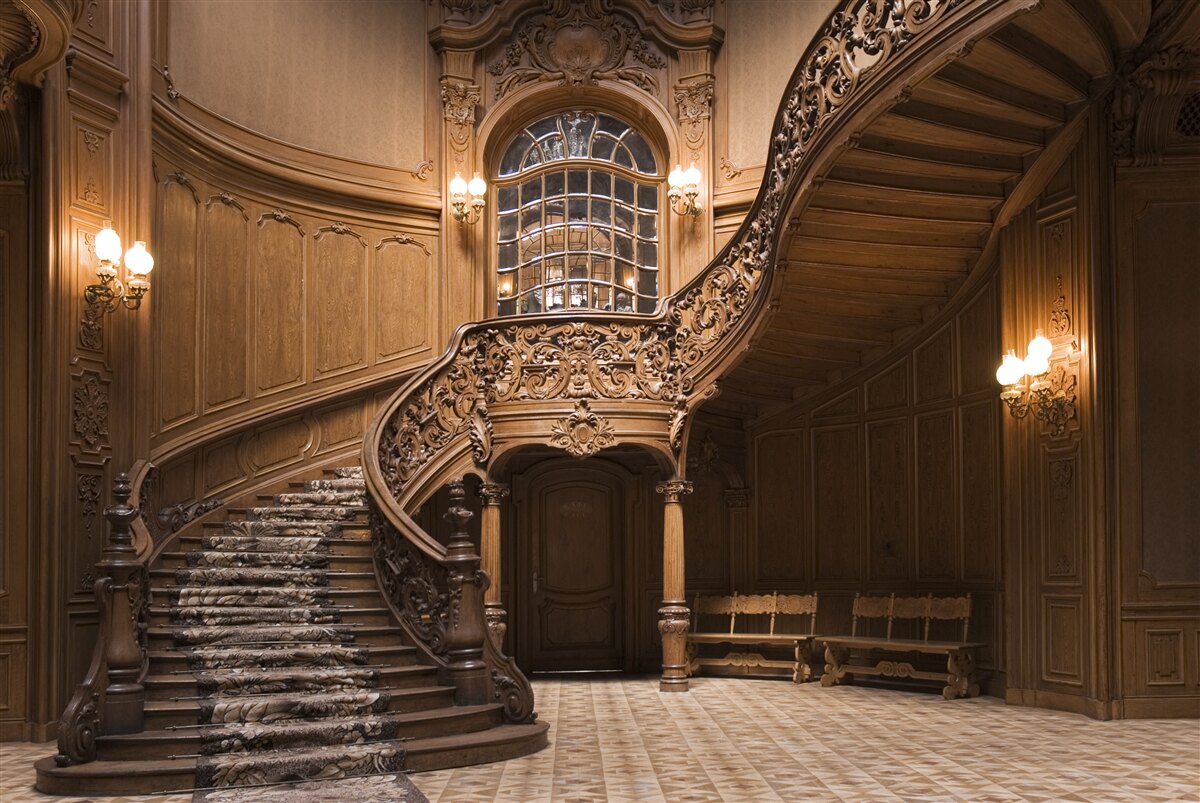 Fototapeten Holztreppen im Schlafsaalhaus