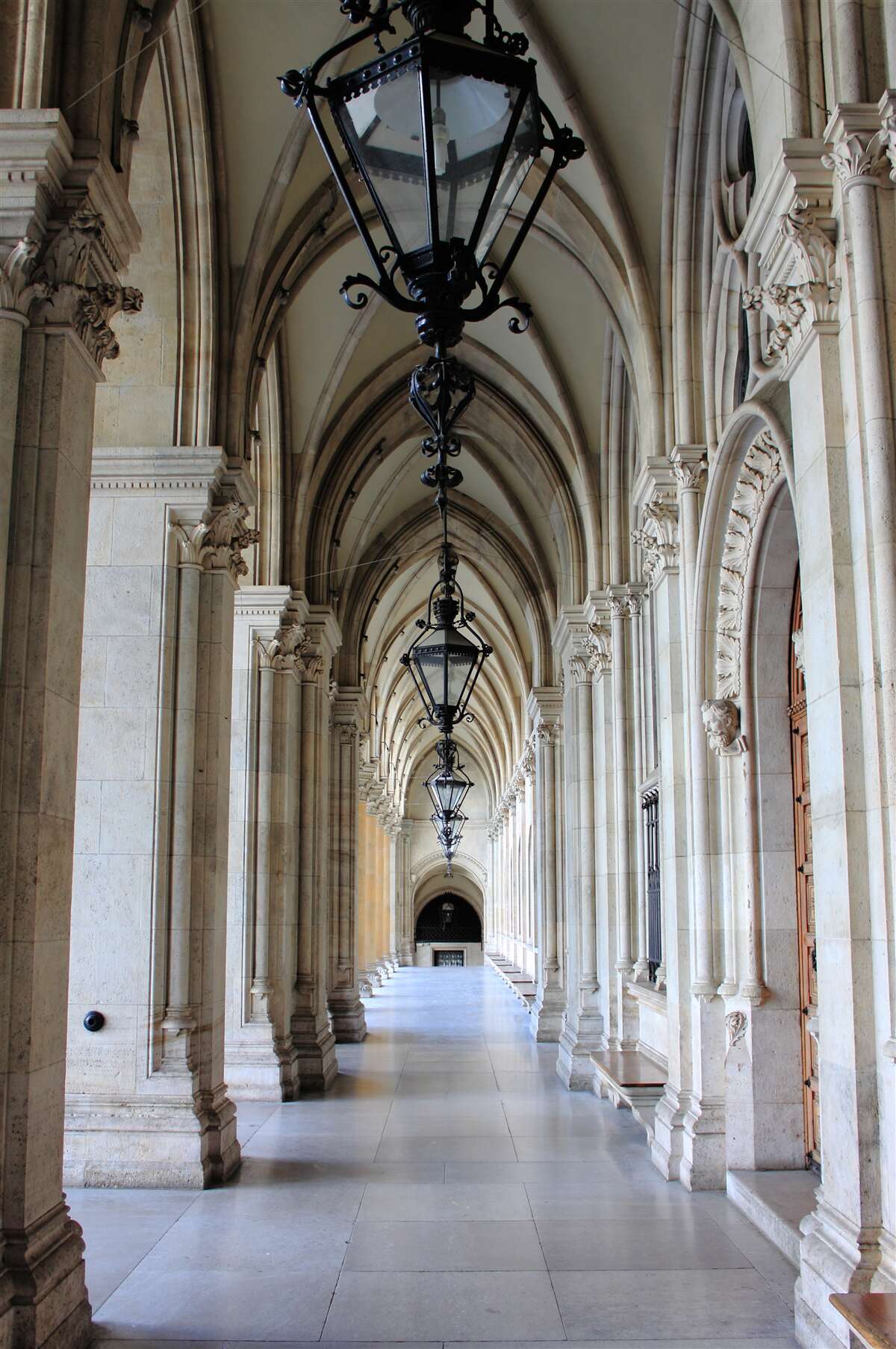 Fototapeten Gotische Bögen des Stadtrats von Wien