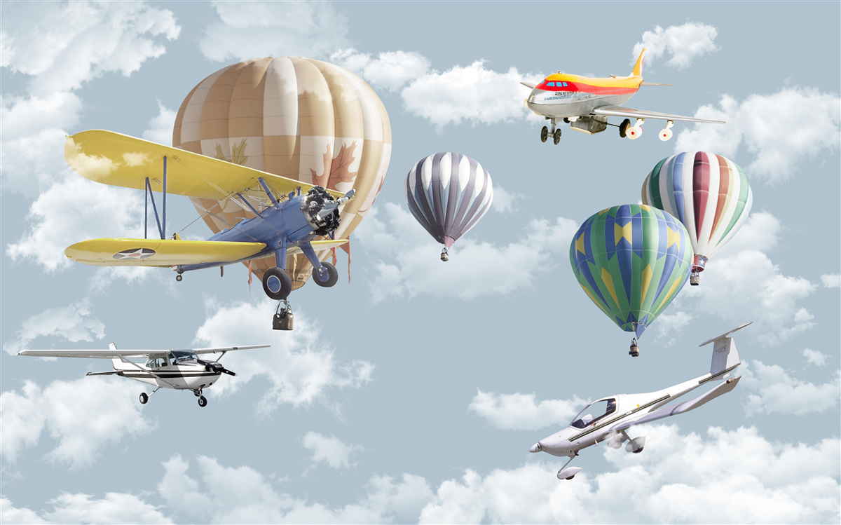 Fototapeten Rivalität von Luftballons und Flugzeugen in der Luft