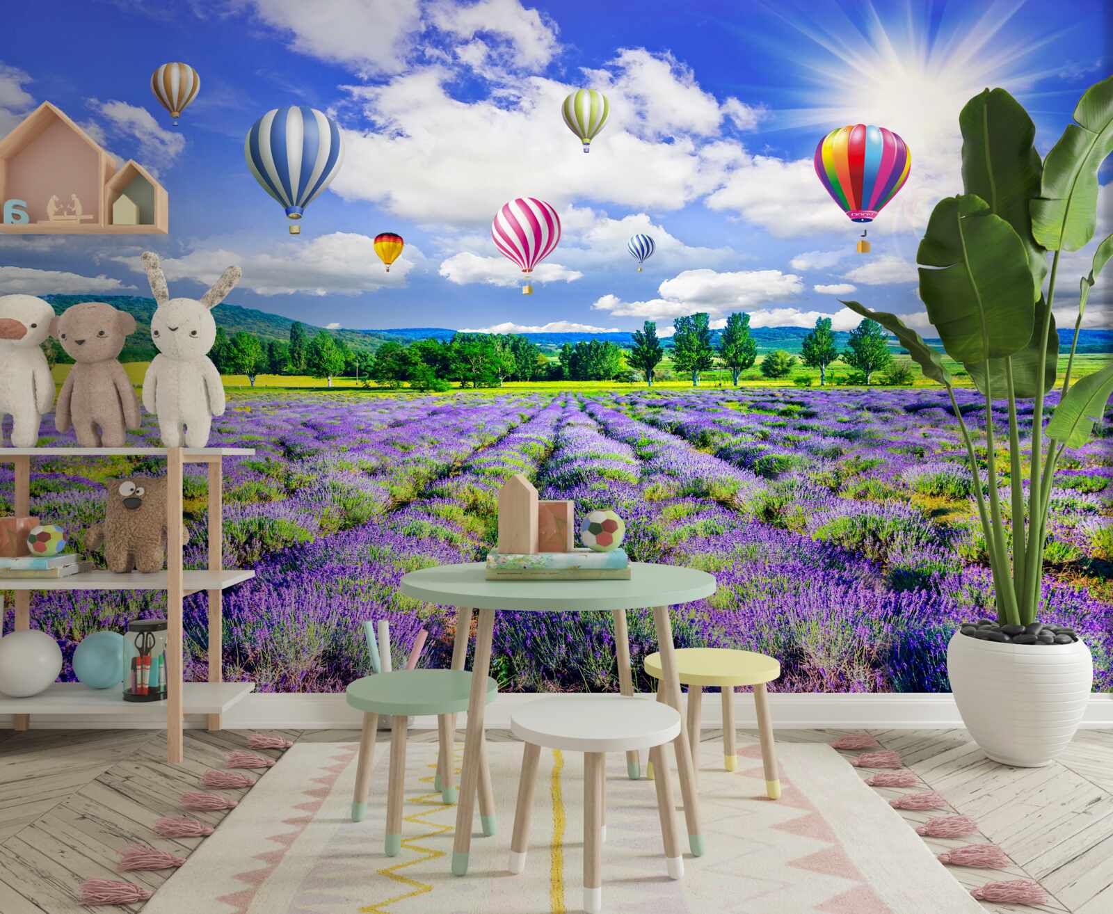 Fototapeten Bunte Luftballons über dem Feld mit Lavendel