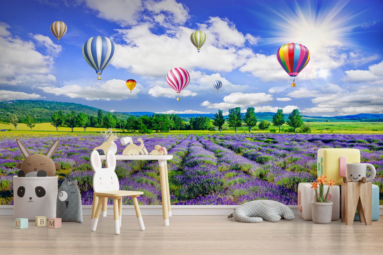 Fototapeten Bunte Luftballons über dem Feld mit Lavendel