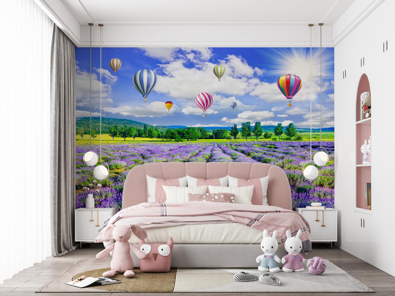 Fototapeten Bunte Luftballons über dem Feld mit Lavendel