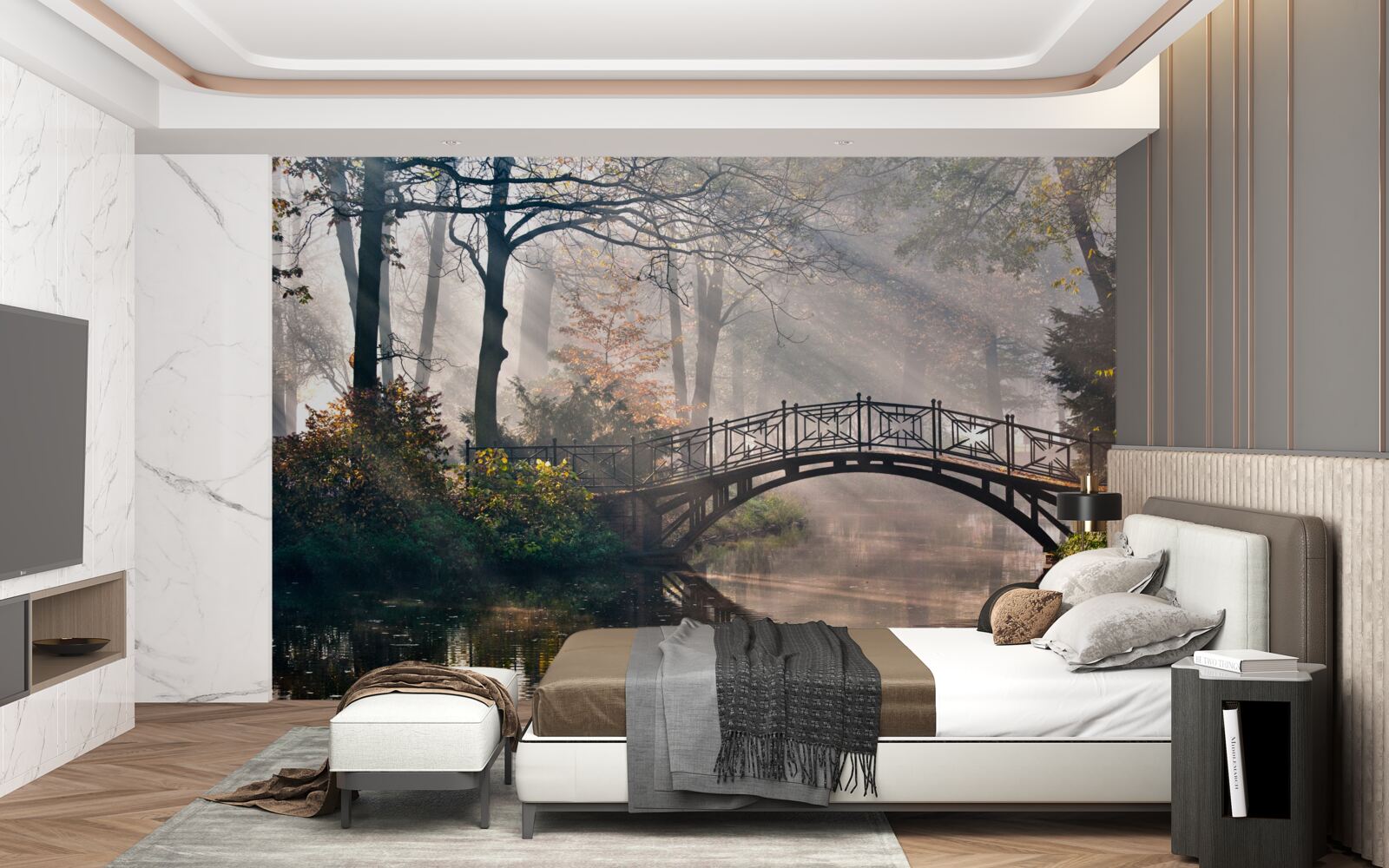 Fototapeten Eine neblige Waldbrücke, die sich über den See erstreckt, besteht aus Holz