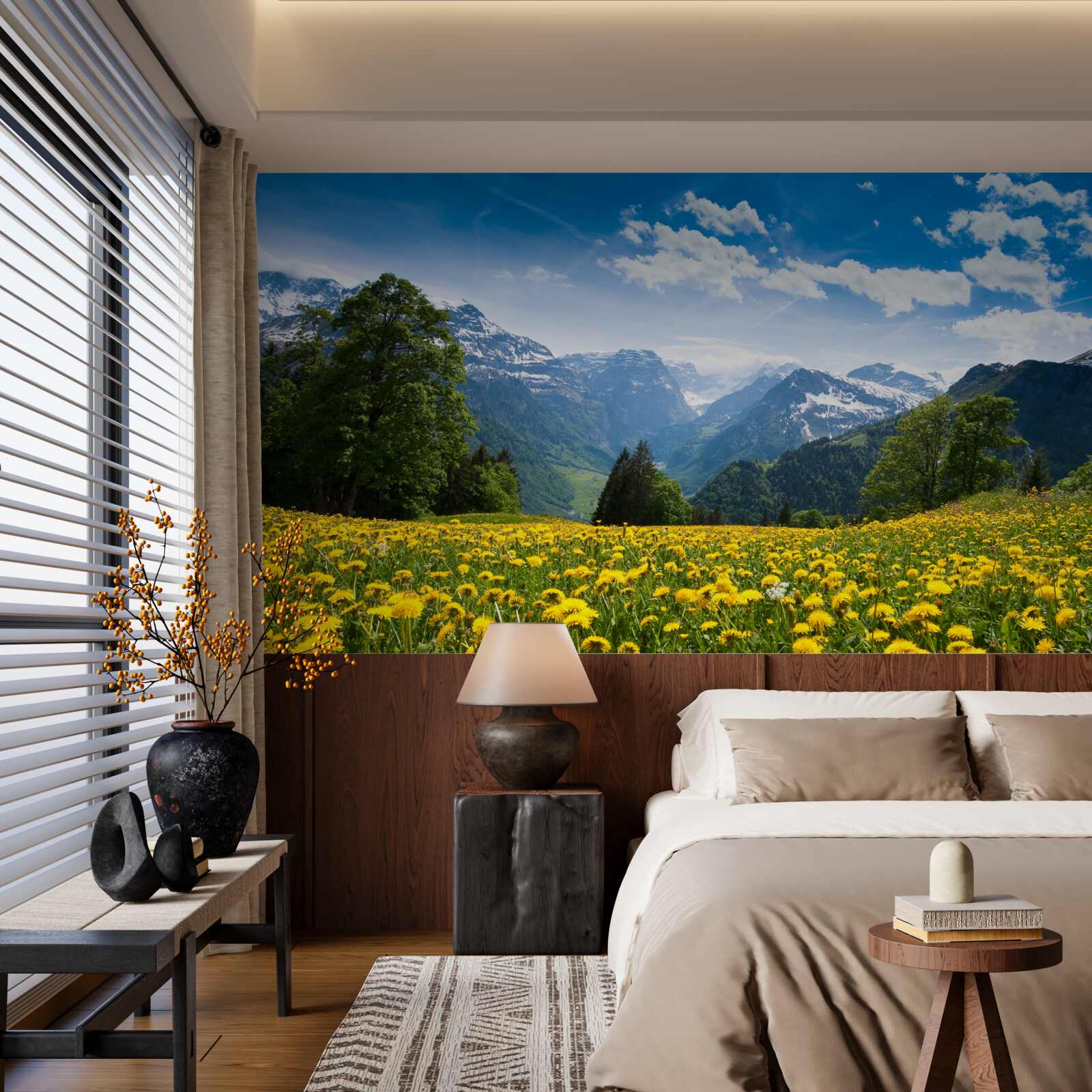 Fototapeten Berglandschaft mit einem Feld mit Mohnblumen, die mit gelber Milch verziert sind