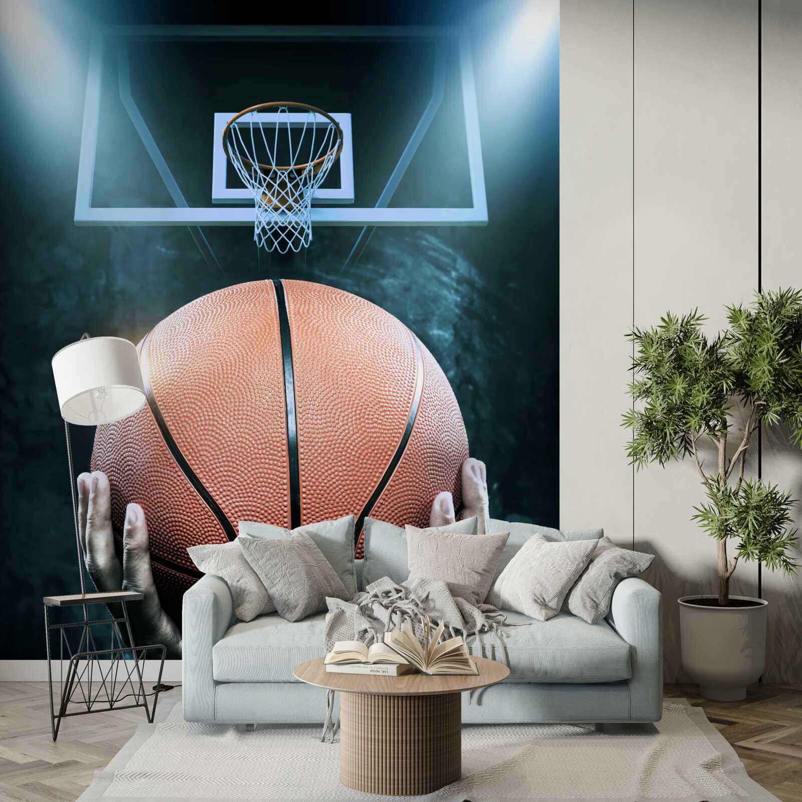 Fototapeten Im Hintergrund des Randes hält ein Basketballball in seinen Händen