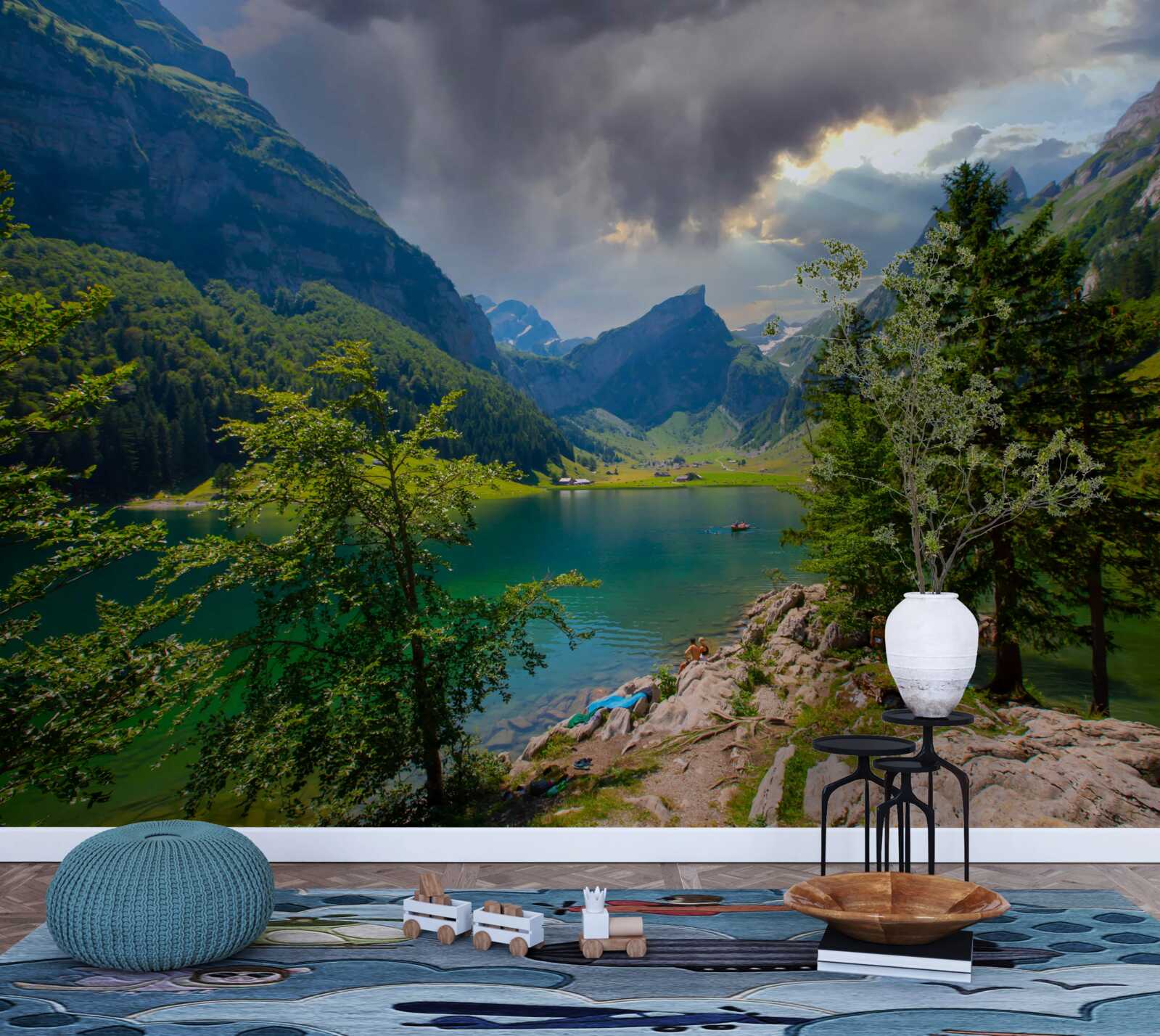 Fototapeten Der Bergsee wird bald mit regnerischen Wolken bedeckt sein