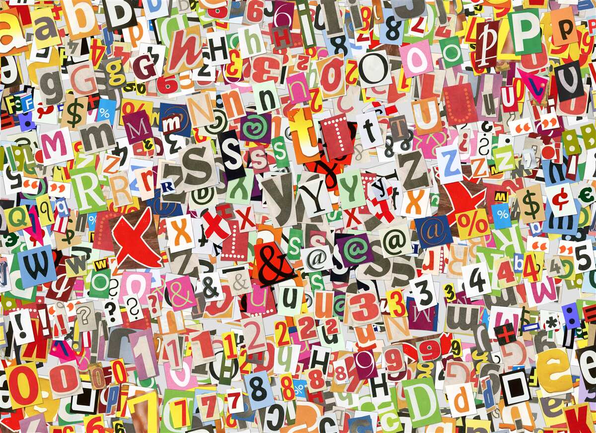 Fototapeten Graffiti enthält viele Buchstaben und Zahlen