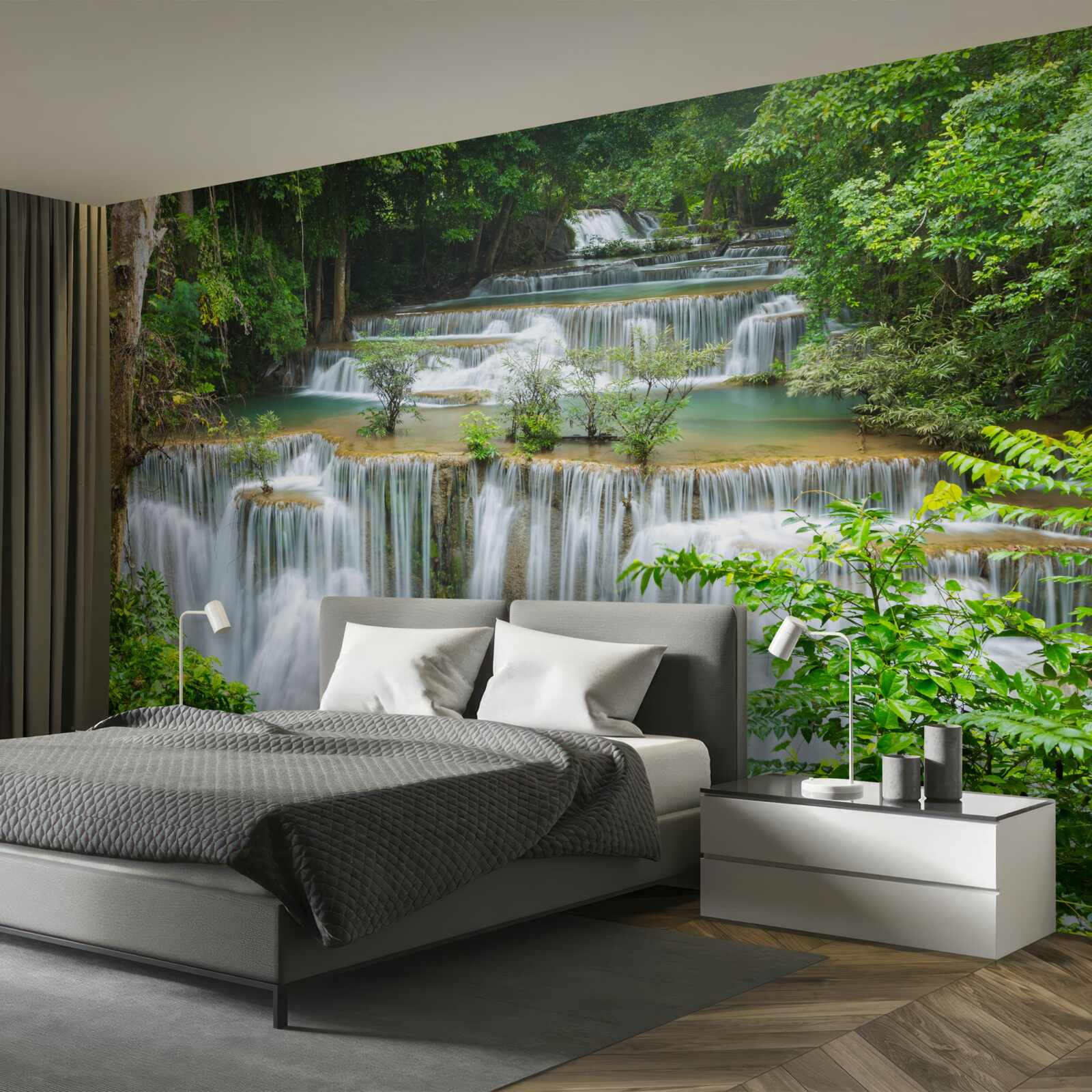 Fototapeten ein majestätischer Wasserfall, aus dem Wasser schnell mit ohrenbetäubendem Geräusch fällt