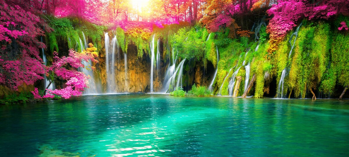 Fototapeten Der Wasserfall hat sauberes Wasser und sieht aus wie ein Stück Paradies