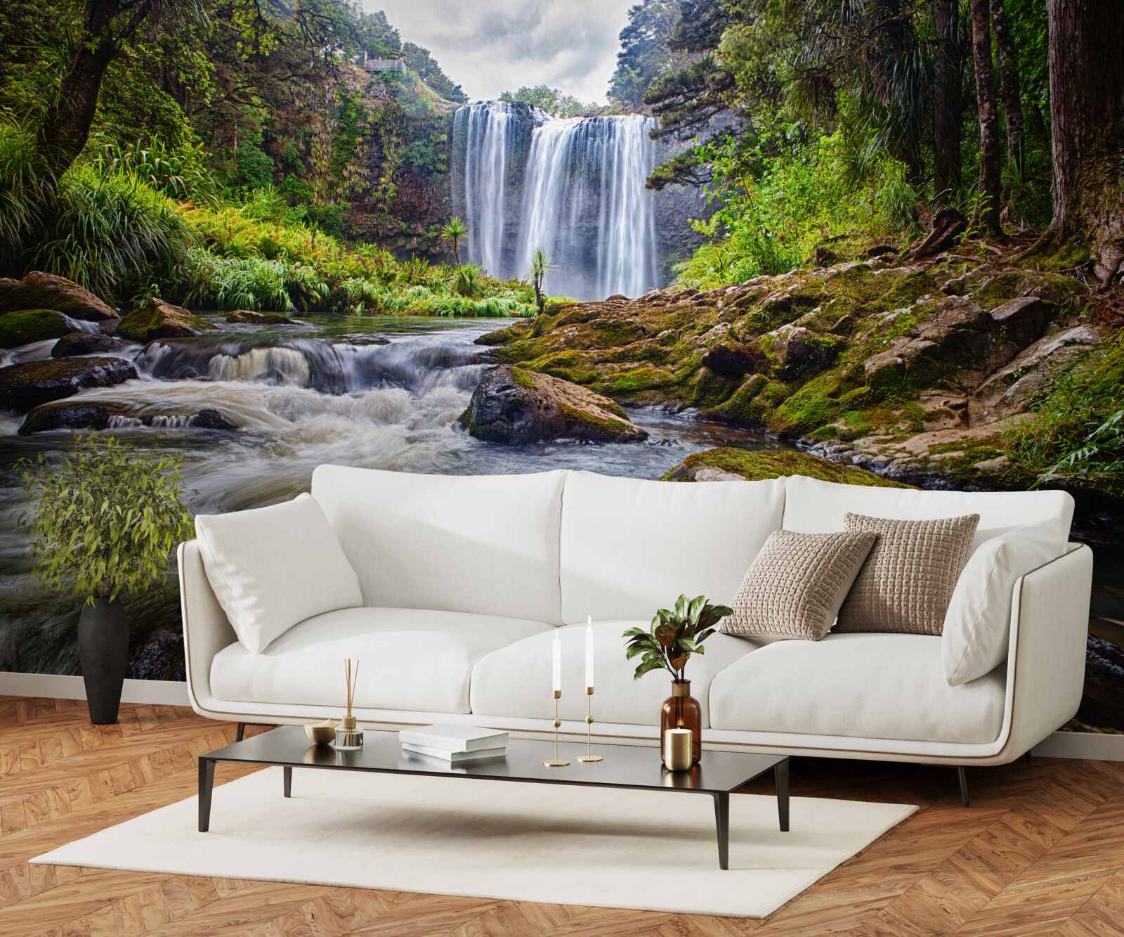 Fototapeten Grüner Wald mit Wasserfall