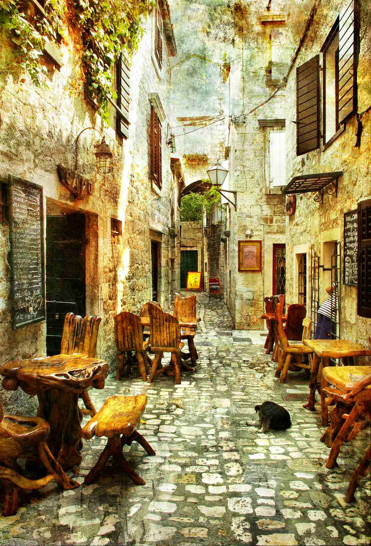 Fototapeten Ein Café mit einer gemütlichen Atmosphäre im historischen Teil der Stadt