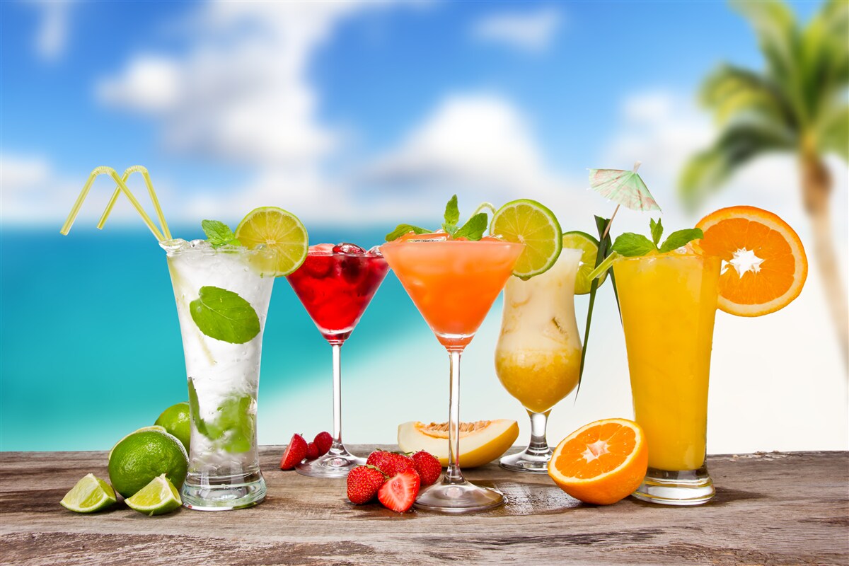 Fototapeten Tropische Cocktails für den Sommer