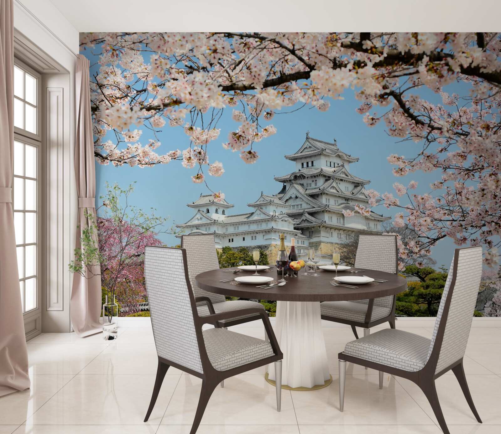 Fototapeten Altes japanisches Haus mit einer blühenden rosa Sakrah