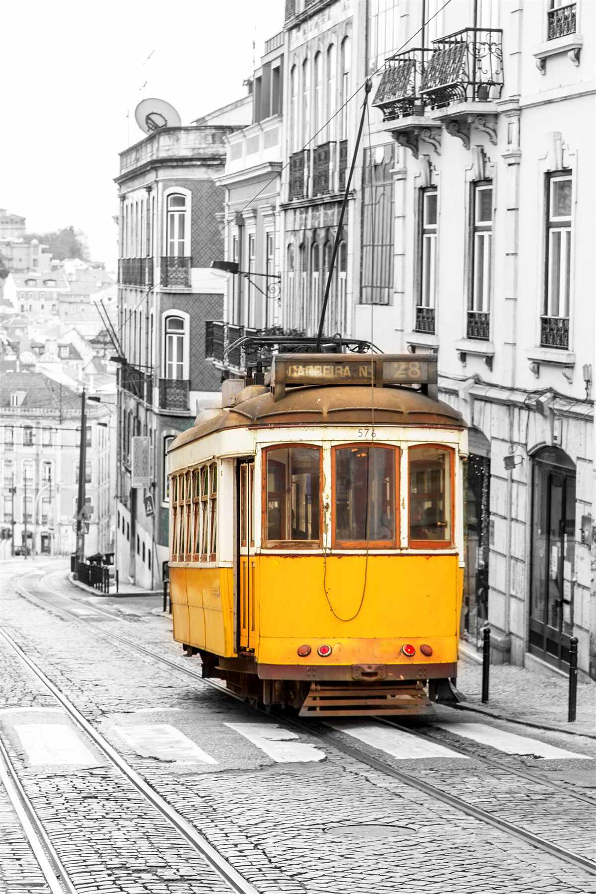 Fototapeten Gelbe Straßenbahn auf den San Francisco Hills