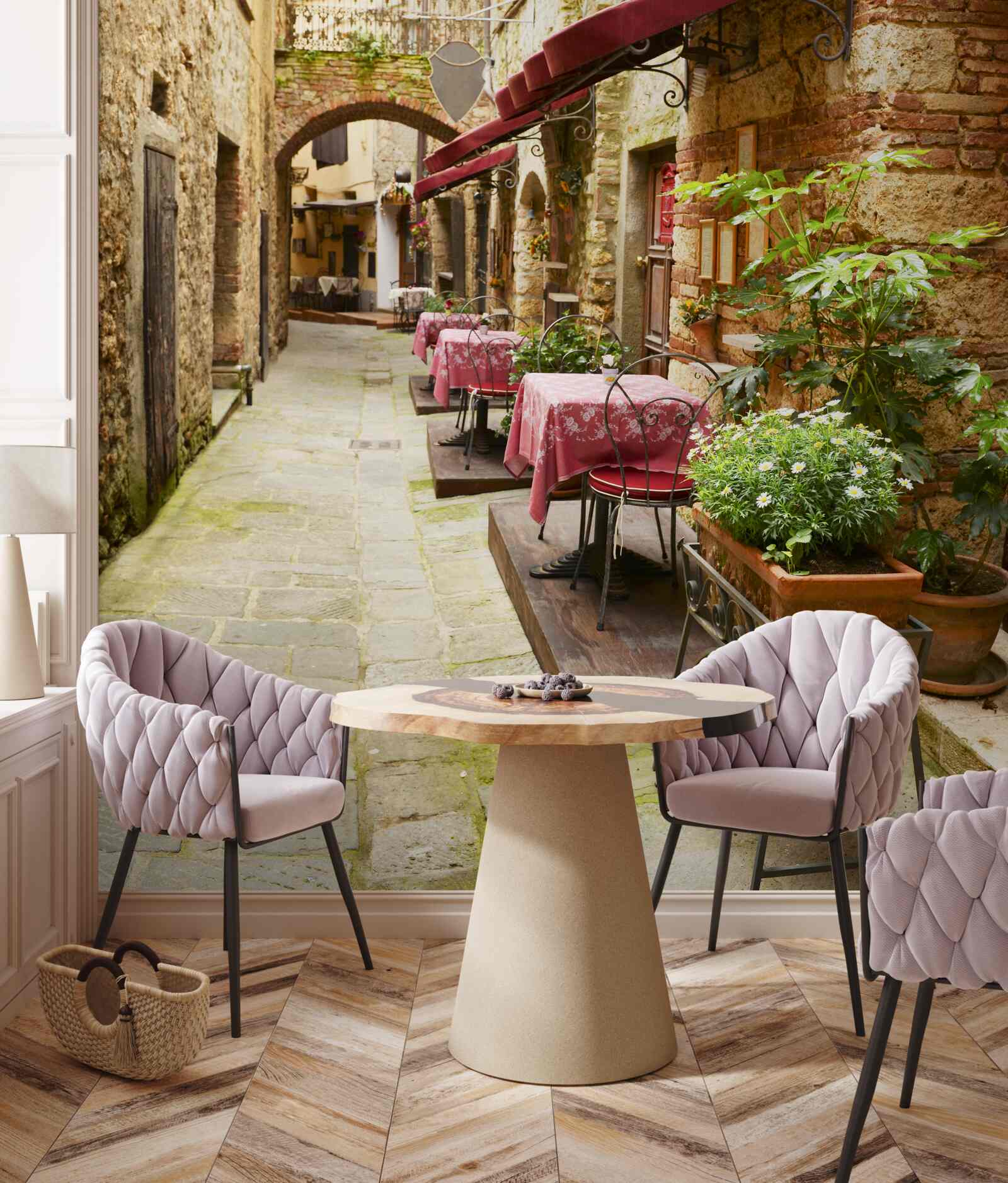 Fototapeten Ein Café mit einer gemütlichen Atmosphäre auf einer alten Straße
