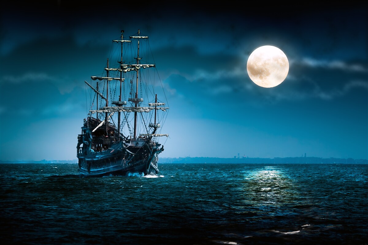 Fototapeten Ein altes Segelschiff steht am Anker