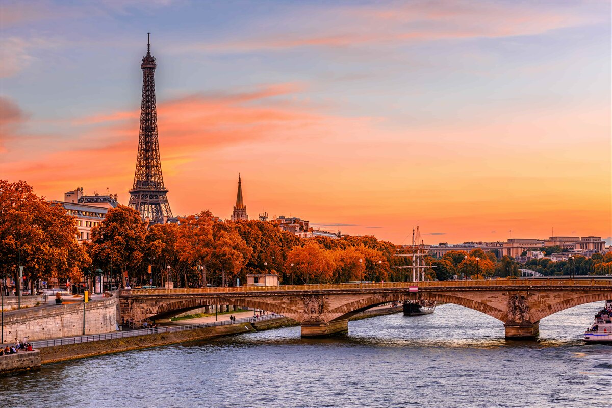 Fototapeten Der Herbst kam nach Old Paris