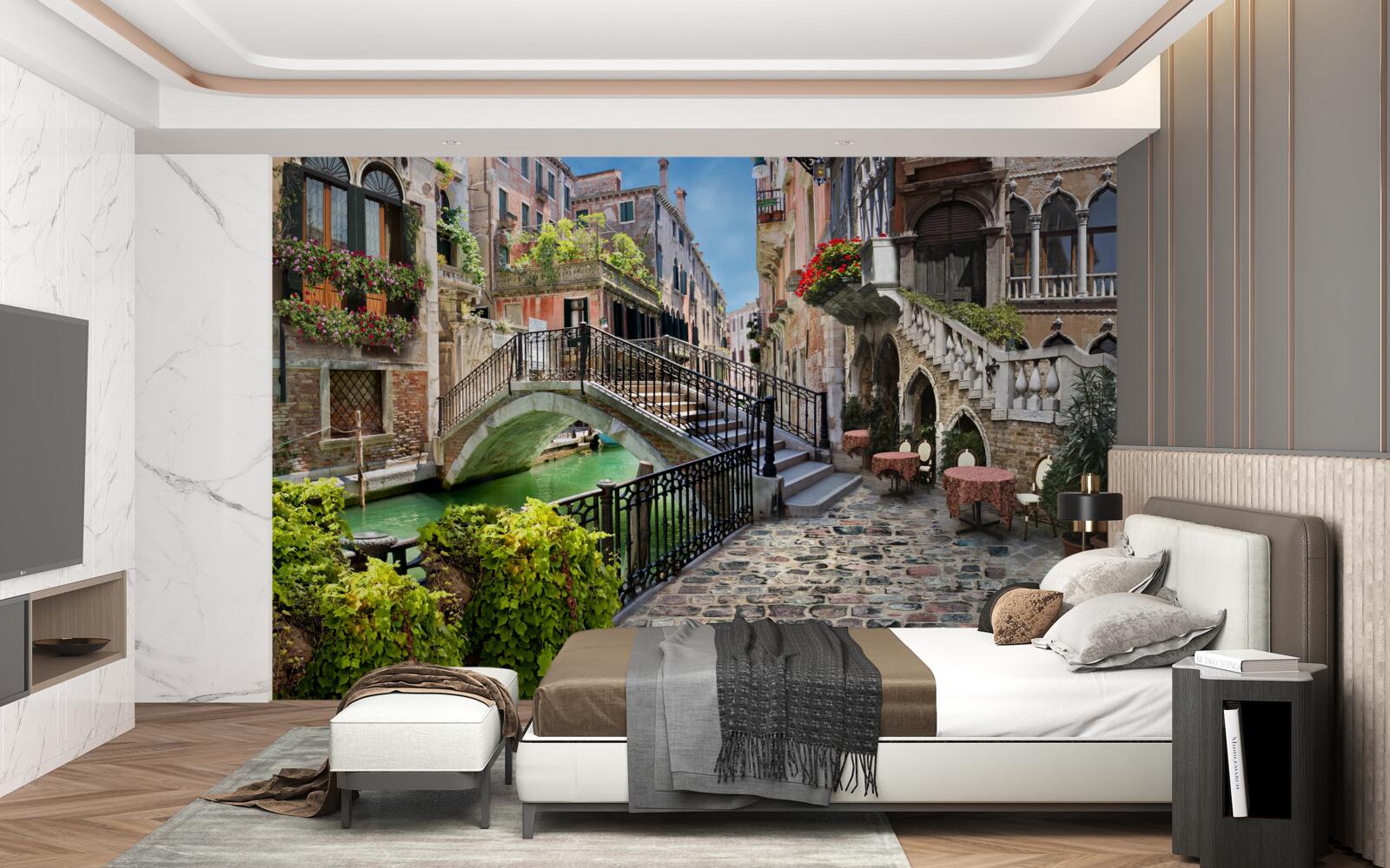 Fototapeten Zerstörte Brücke über den venezianischen Kanal
