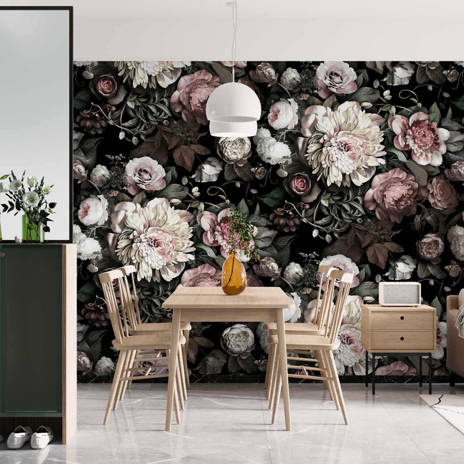 Fototapeten Ästhetische Kompositionen verschiedener Blumen in dunklen Schatten