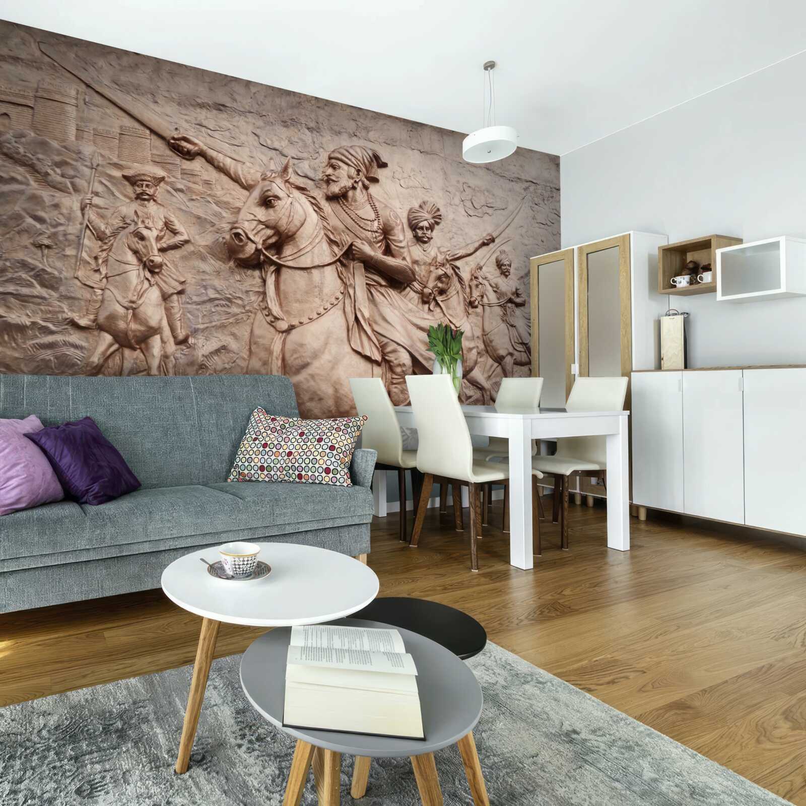 Fototapeten Ein Bas -Relief, der Krieger zeigt, die auf Pferden kämpfen
