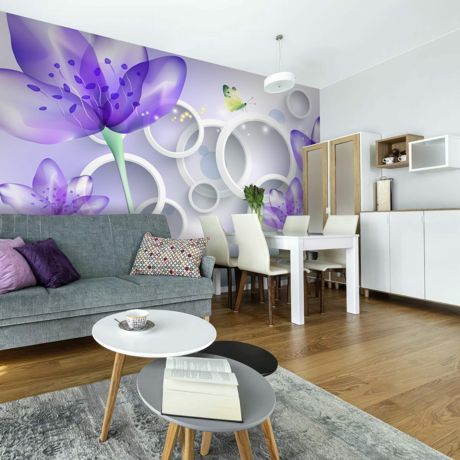 Fototapeten Fantastische lila Blumen und schneeweißen Räder