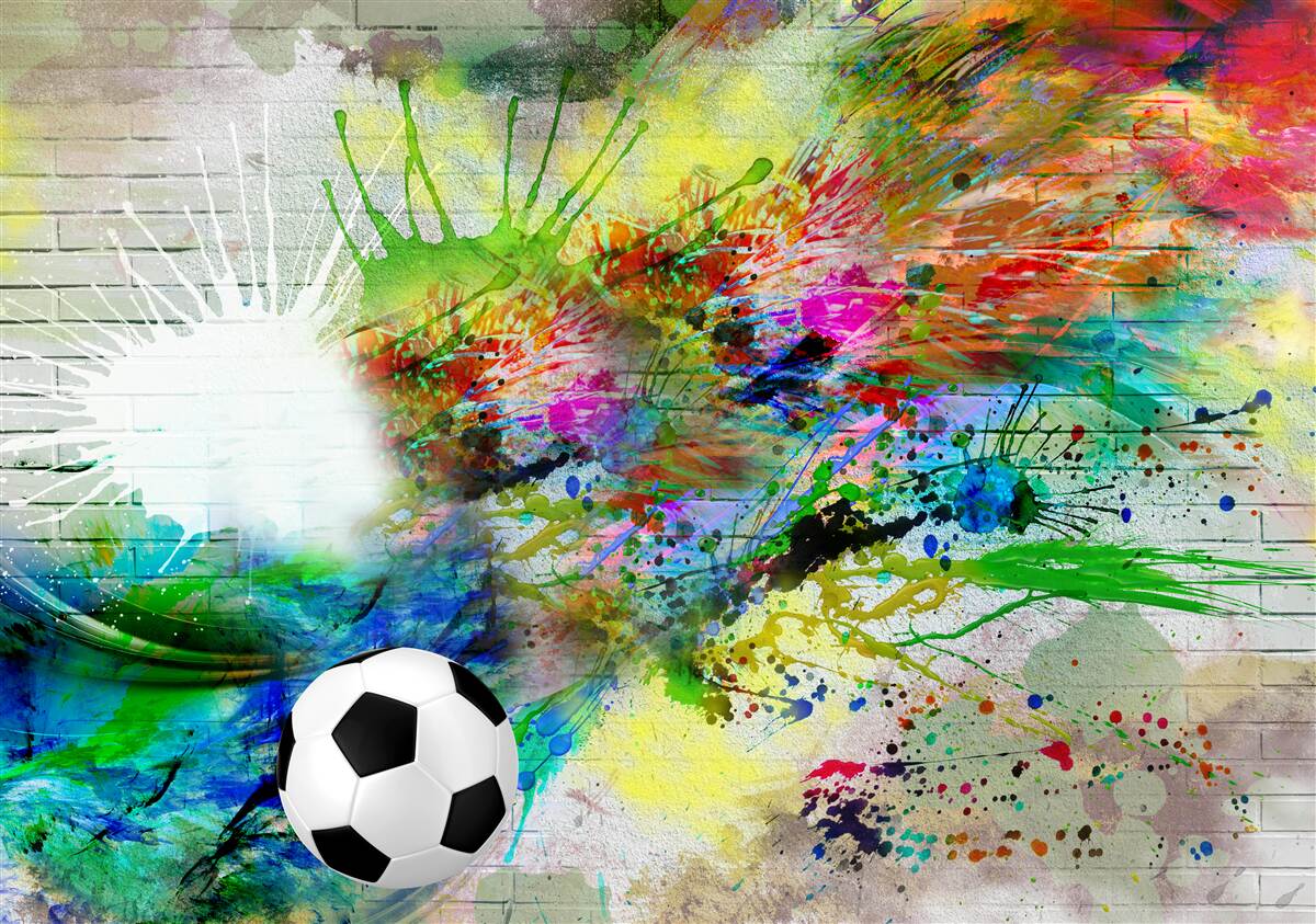 Fototapeten Fußball vor dem Hintergrund einer hellen Wand