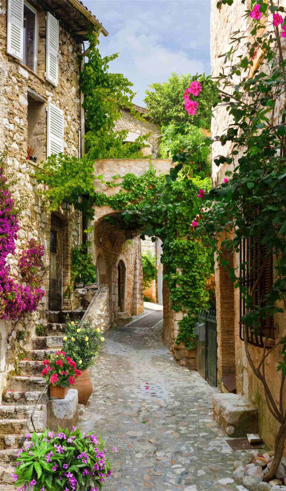 Fototapeten enge Straße in Italien