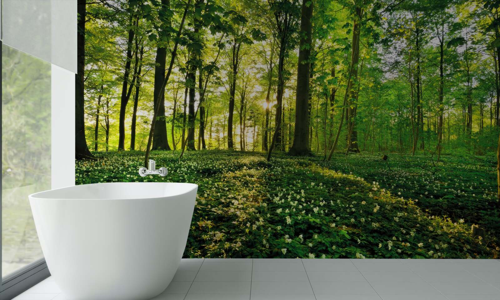 Fototapeten Glade in einem Wald mit Blumen bedeckt